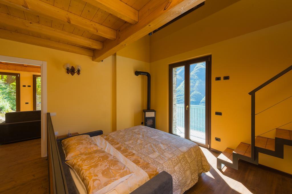 Tra Lago E Montagna Baita La Morena Nesso Eksteriør billede